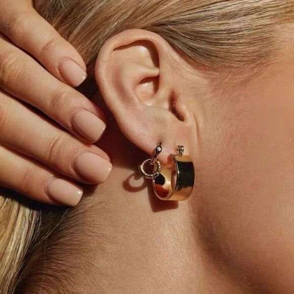 18K Gold Plated Cebelle Thin Blade C Hoop Earrings - Picture 2 of 8